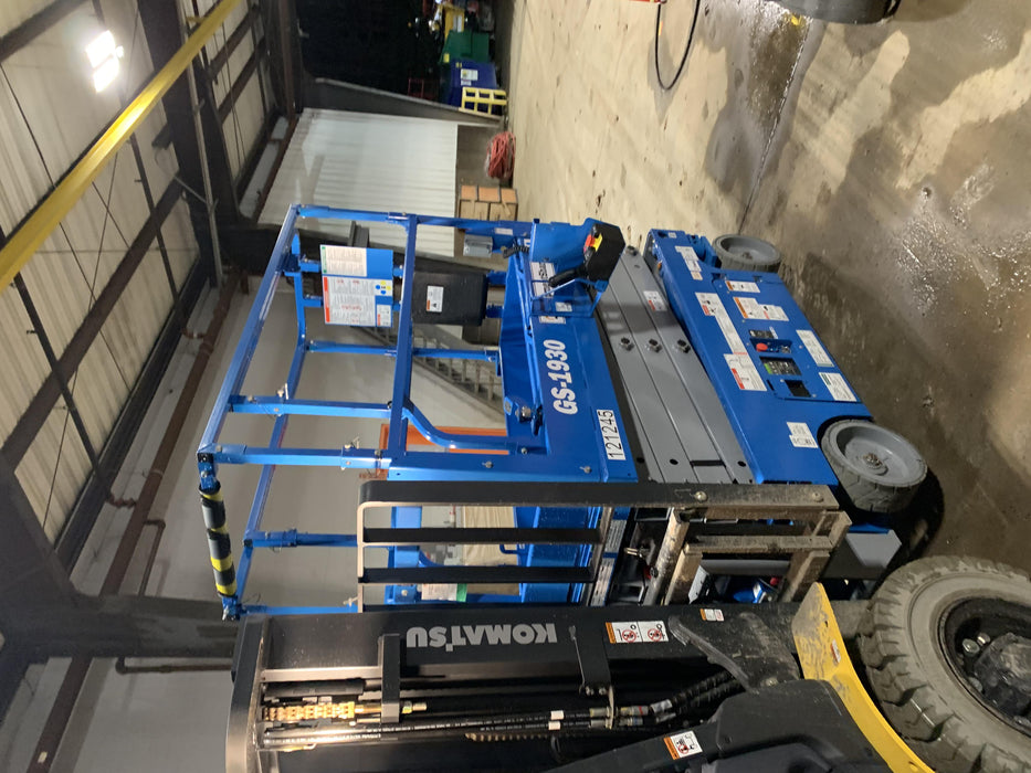 2020 Genie GS-1930 Solid Non Marking Tires, Beacon, Folding rails with half height swing gate, Telematics