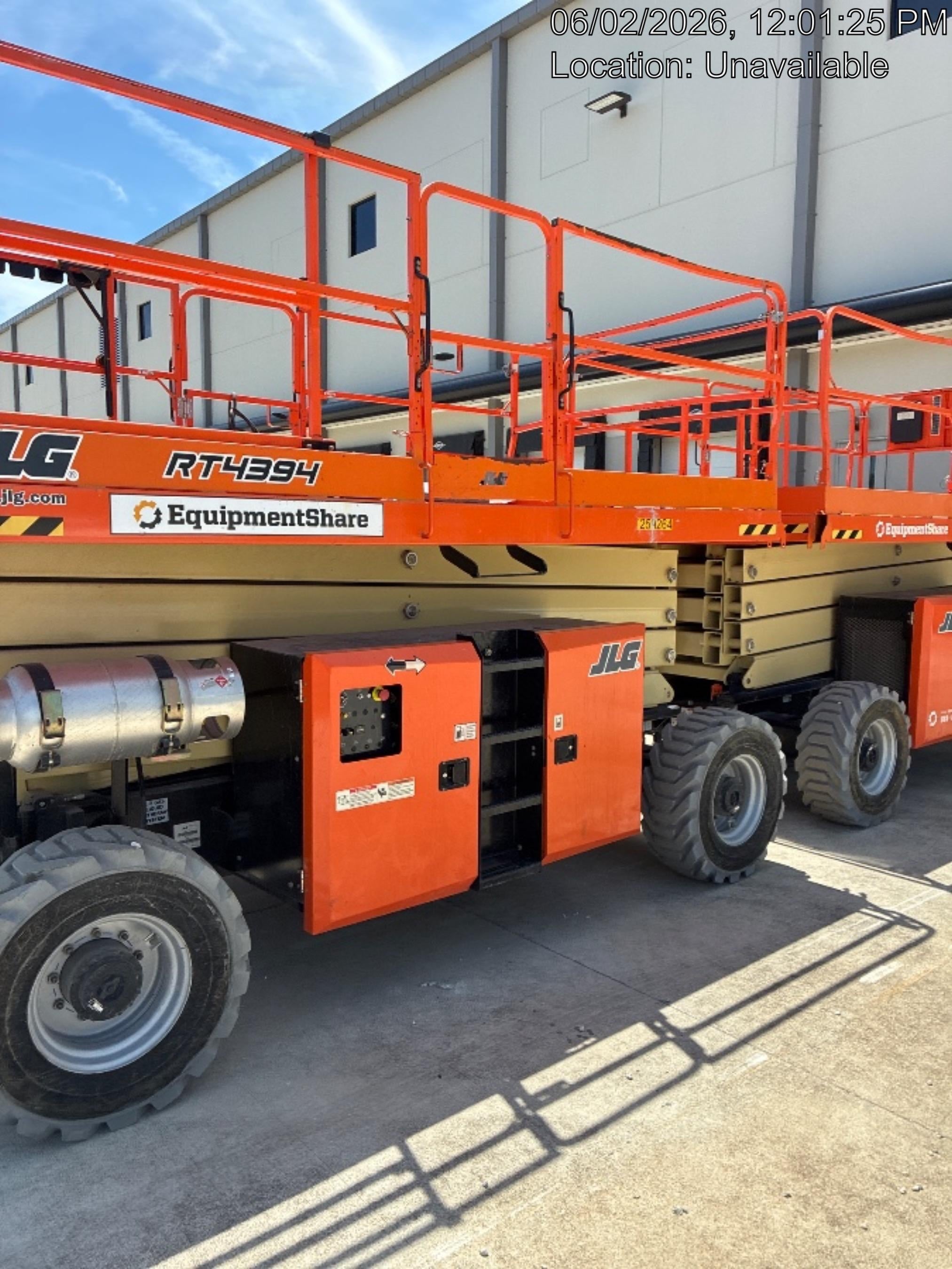 2022 JLG 4394RT