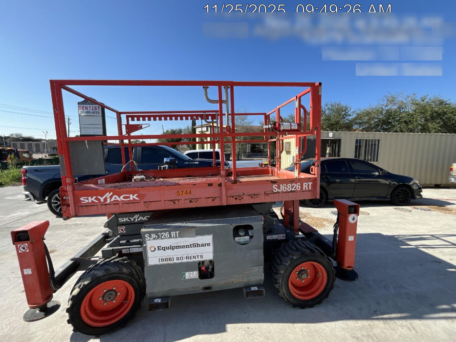 2017 SKYJACK SJ6826 RT