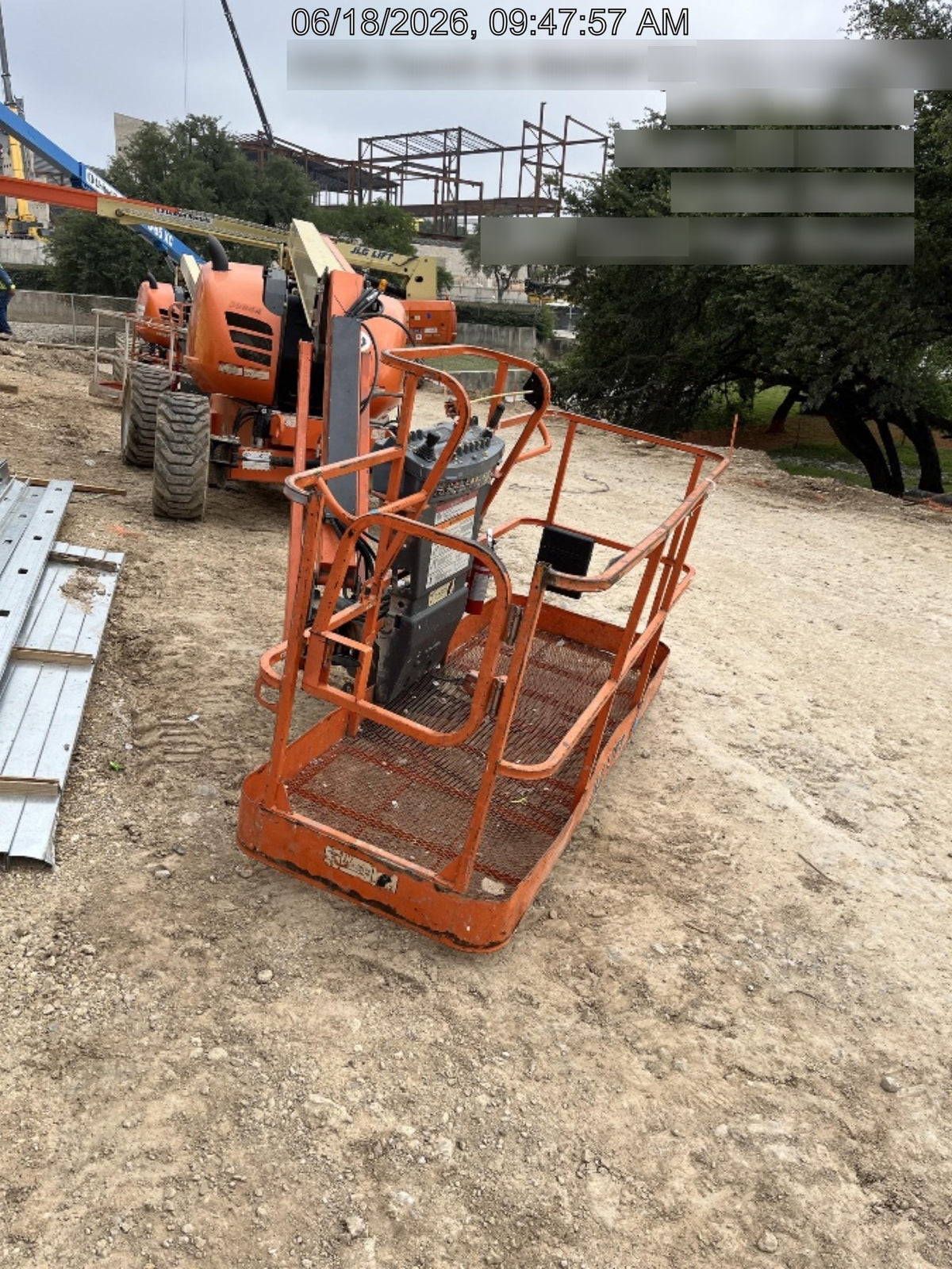 2019 JLG 600AJ