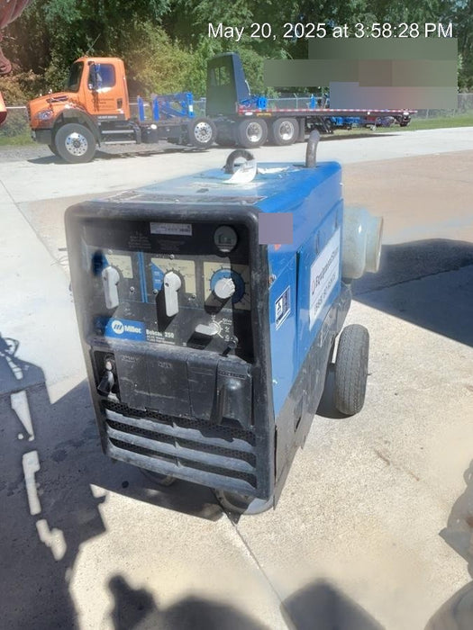 2019 MILLER ELECTRIC Bobcat 250 - Propane