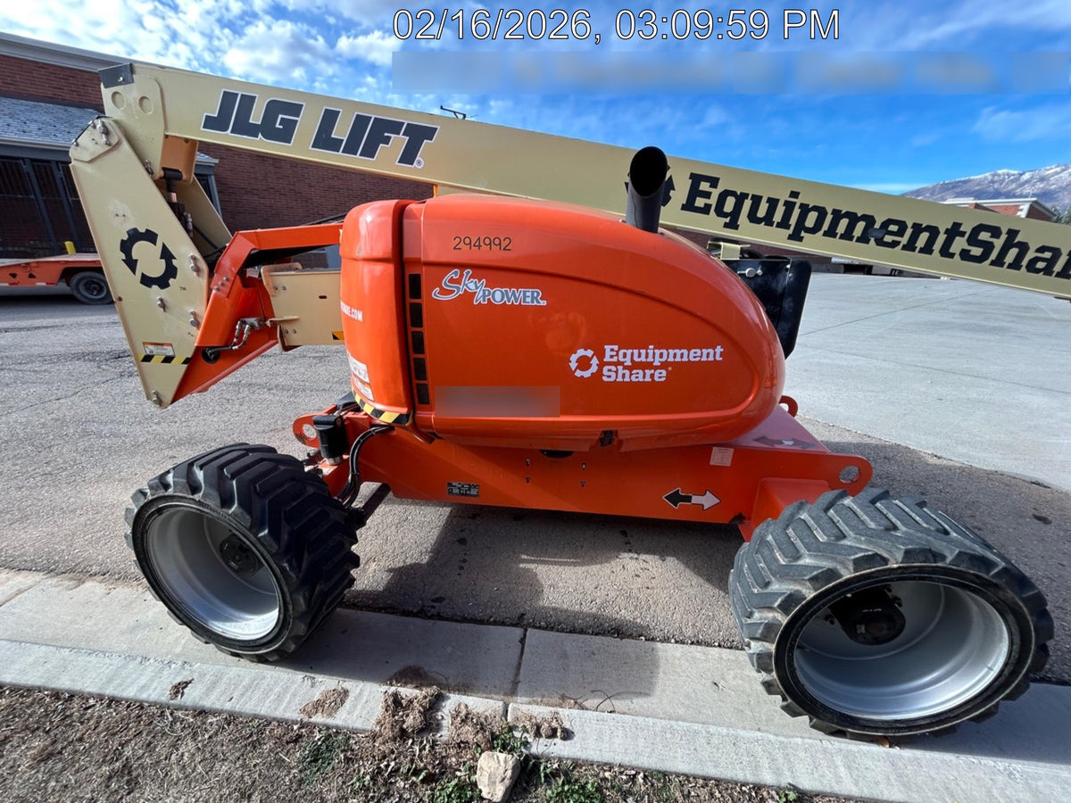 2023 JLG 600AJ