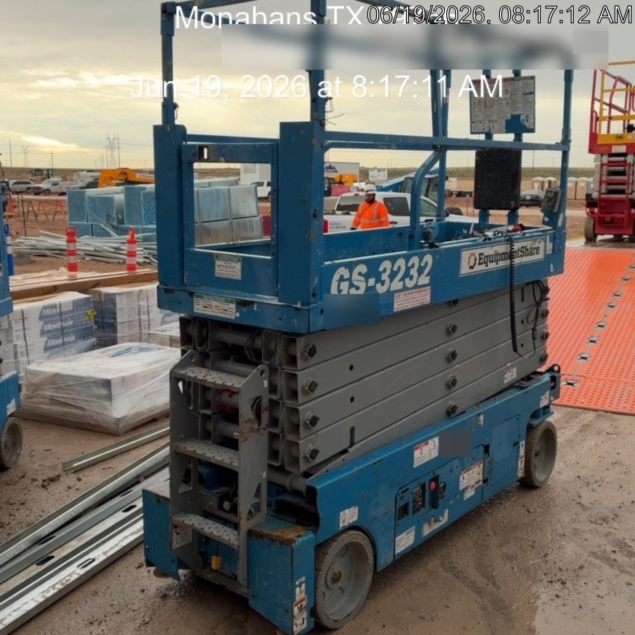 2018 Genie GS-3232 Genie GS-3232 Scissor Lift w/Standard Options