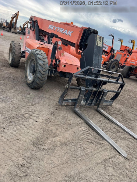 2017 Skytrak 6042 42' REACH, PALLET FORKS, 6k, FOAM FILLED TIRES