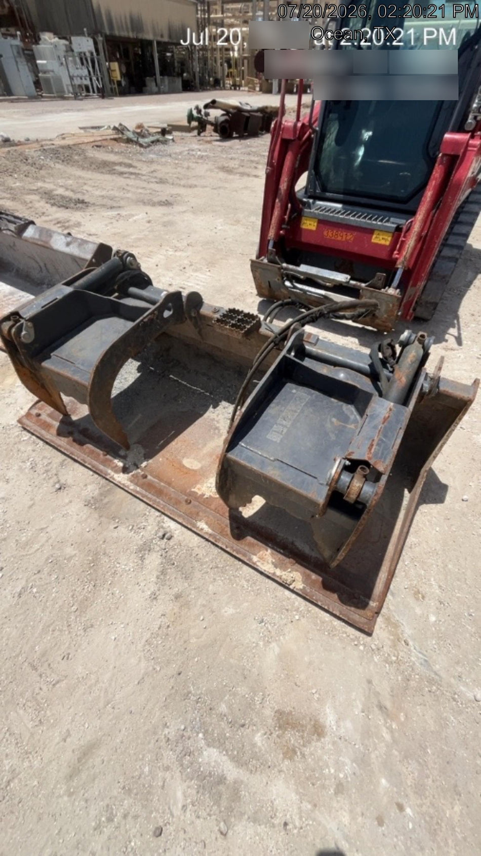 2020 PALADIN 76" Scrap Grapple Bucket - Paladin