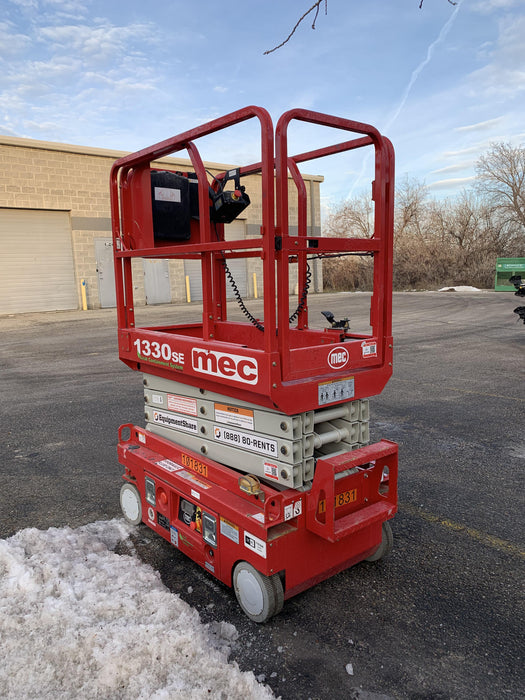 2020 MEC 1330SE Solid NM Tires, Steel Swing out Doors, LCS, Beacon, 900W Invertor