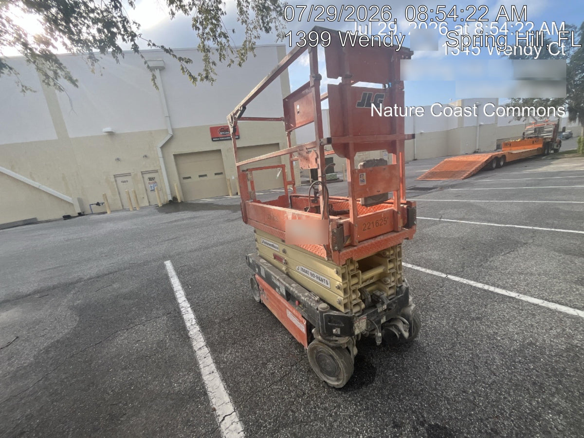 2022 JLG ES1932