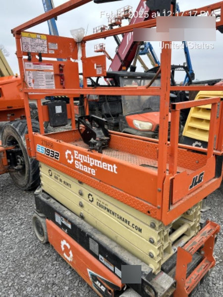2022 JLG ES1932