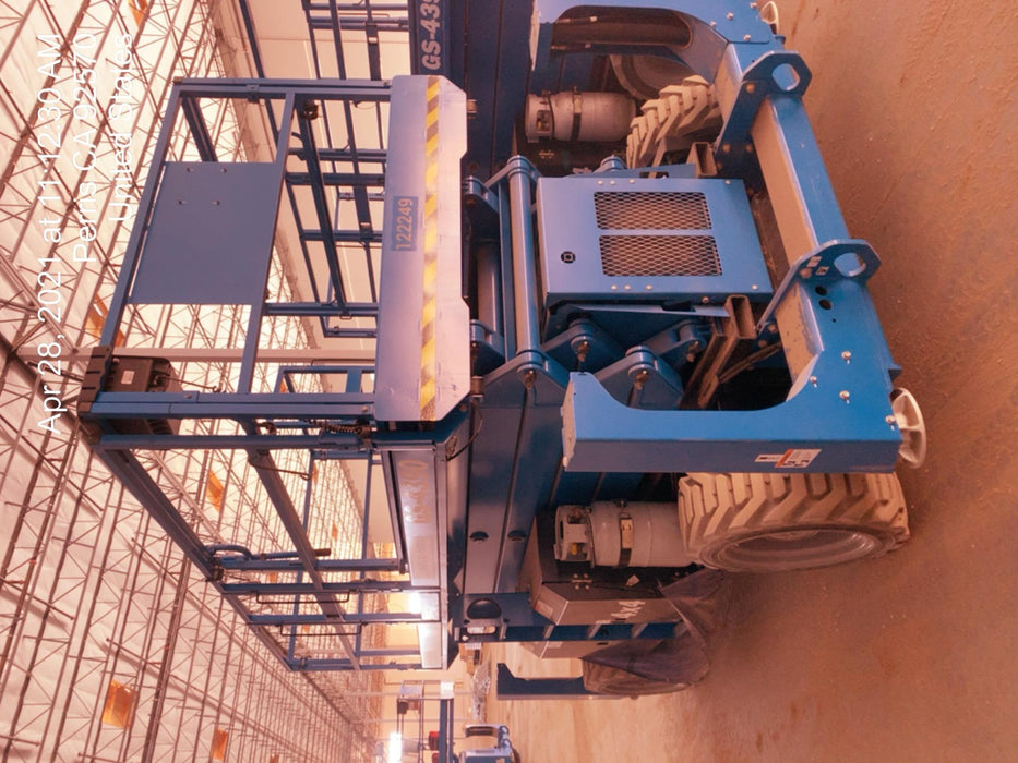 2020 GENIE GS-4390 RT