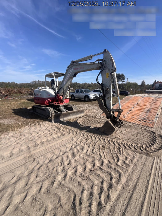 2019 Takeuchi TB260 Canopy, Standard Blade, Auxiliary hydraulics w/Manual QC, Hydraulic thumb, 12" ,18", 24" Bucket
