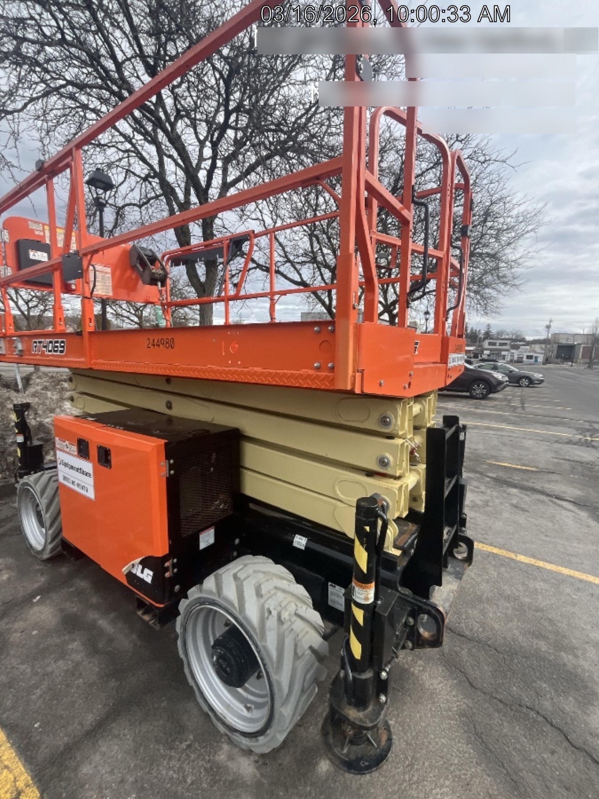 2022 JLG RT4069