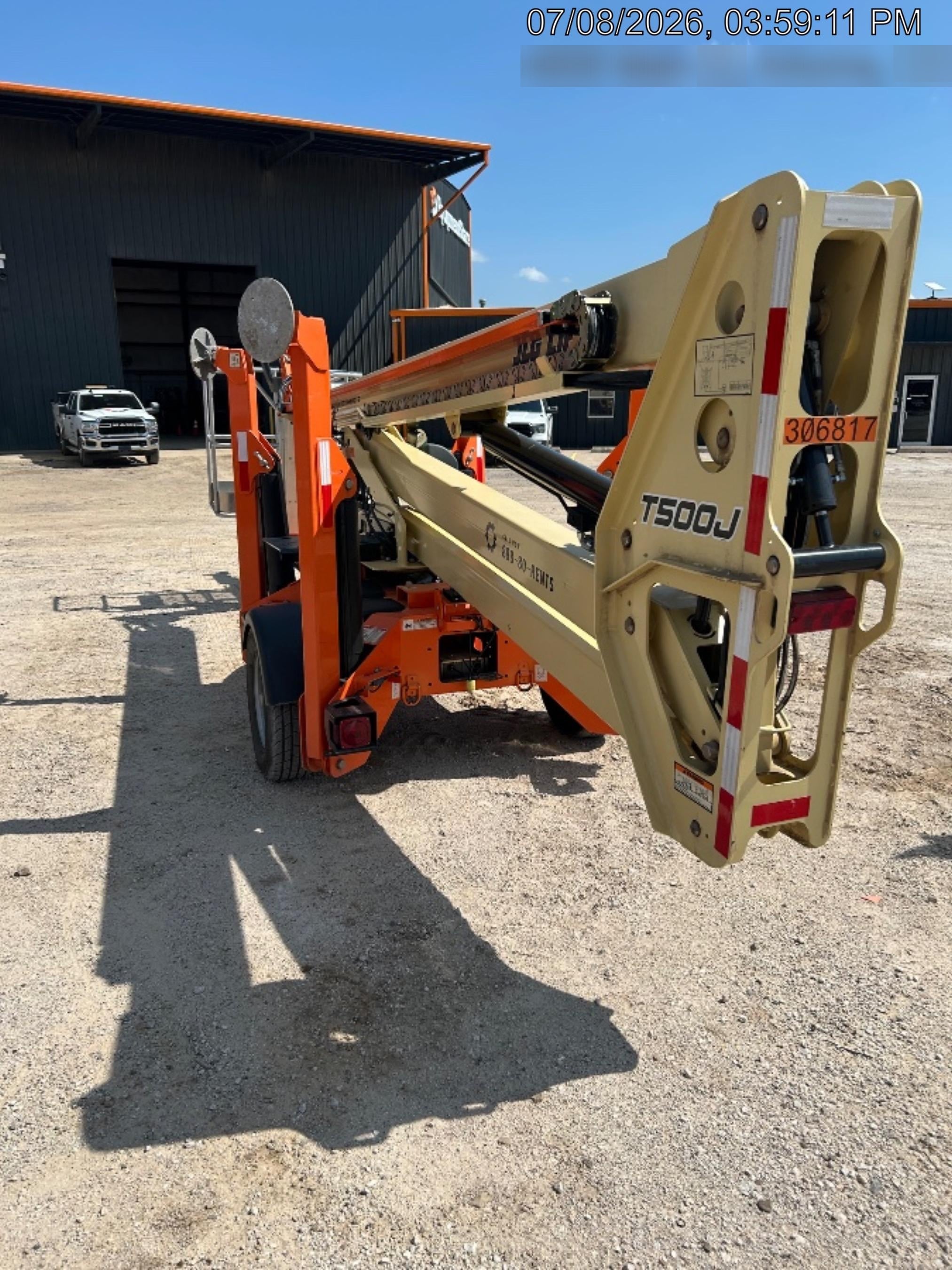 2023 JLG T500J