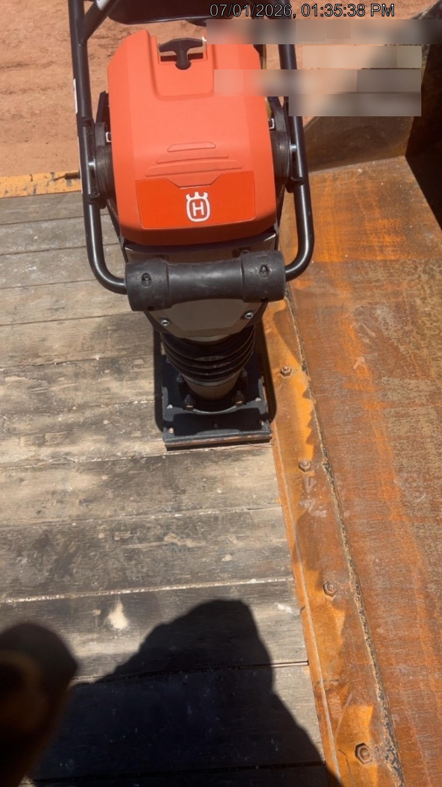 2025 HUSQVARNA LT6005