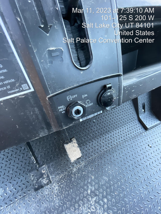 2023 CLUB CAR CA1700D (Canopy)