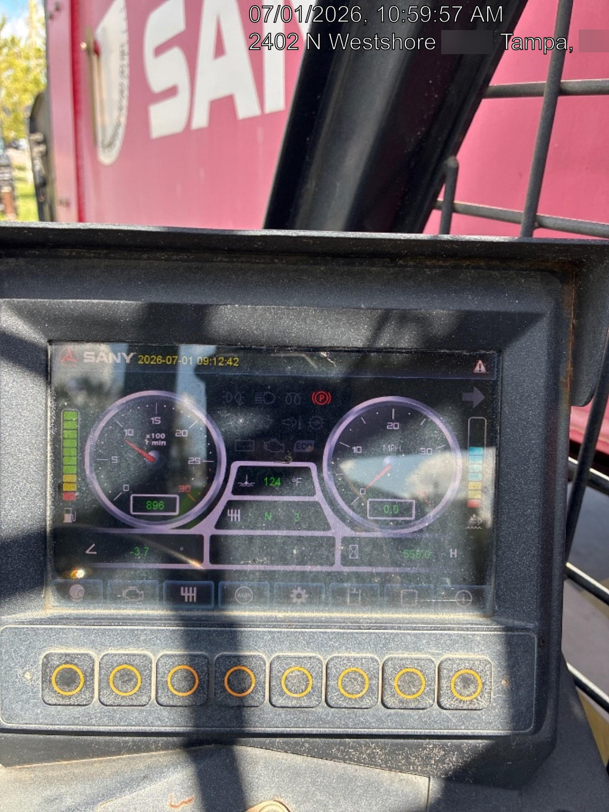 2020 SANY STH1056
