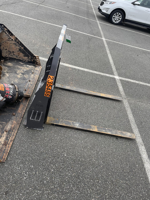 2022 PALADIN 48" Pallet Forks - Paladin