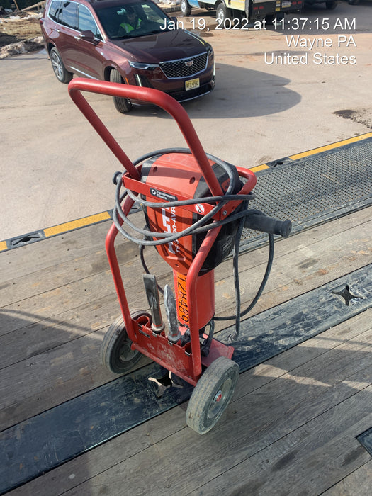 2021 HILTI TE 3000-AVR