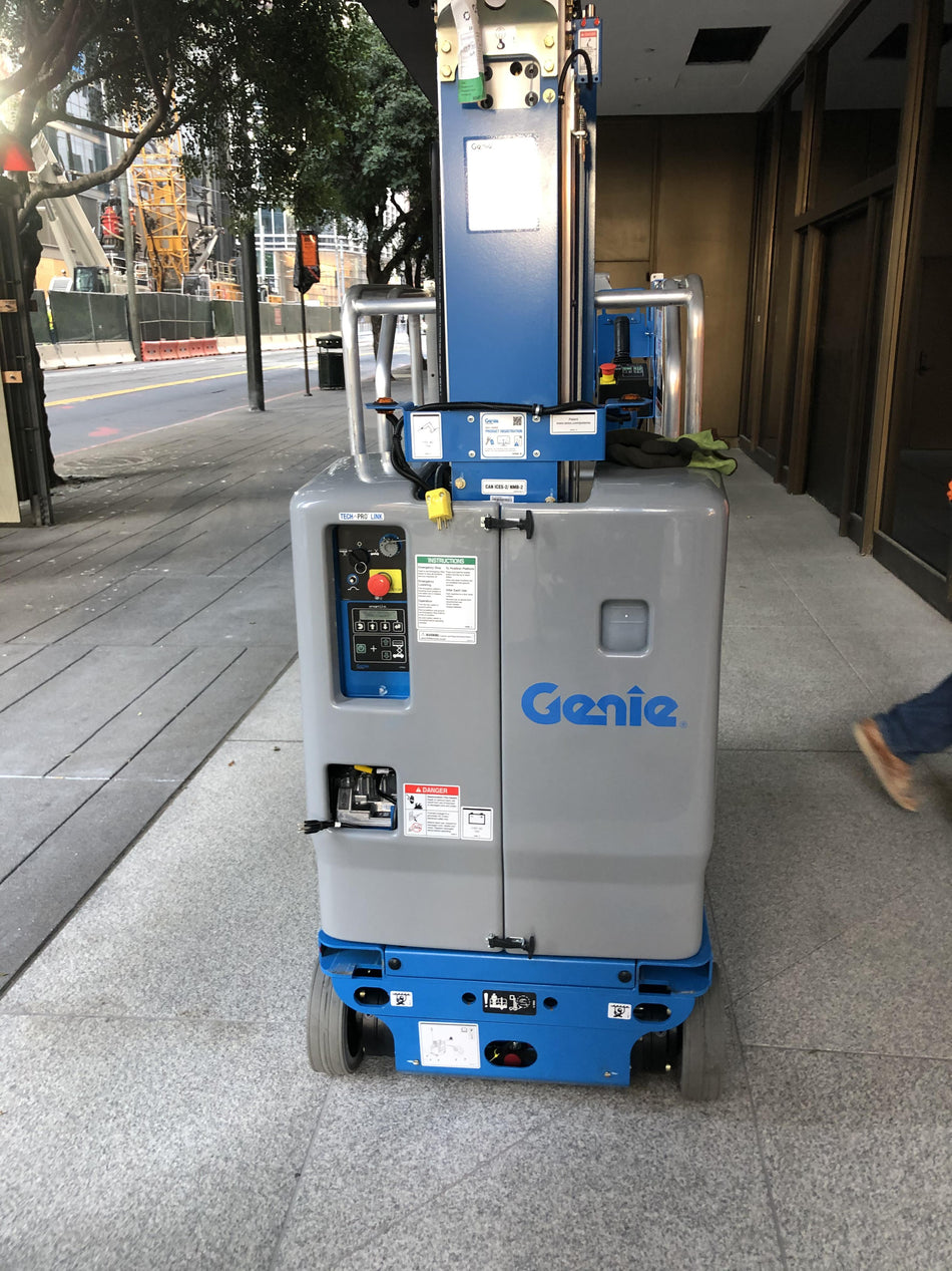 2021 GENIE GR-20