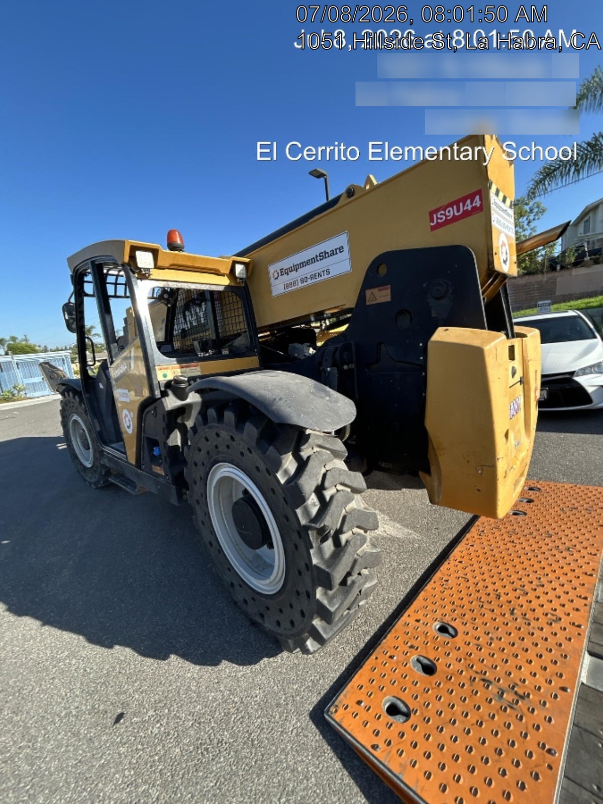 2021 SANY STH1056