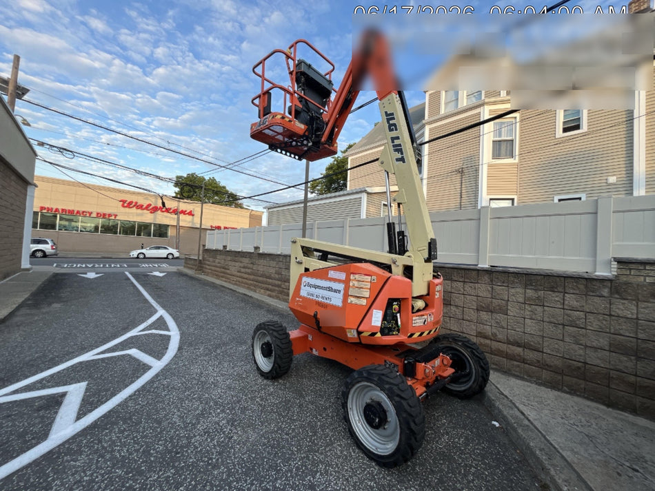 2021 JLG 340AJ
