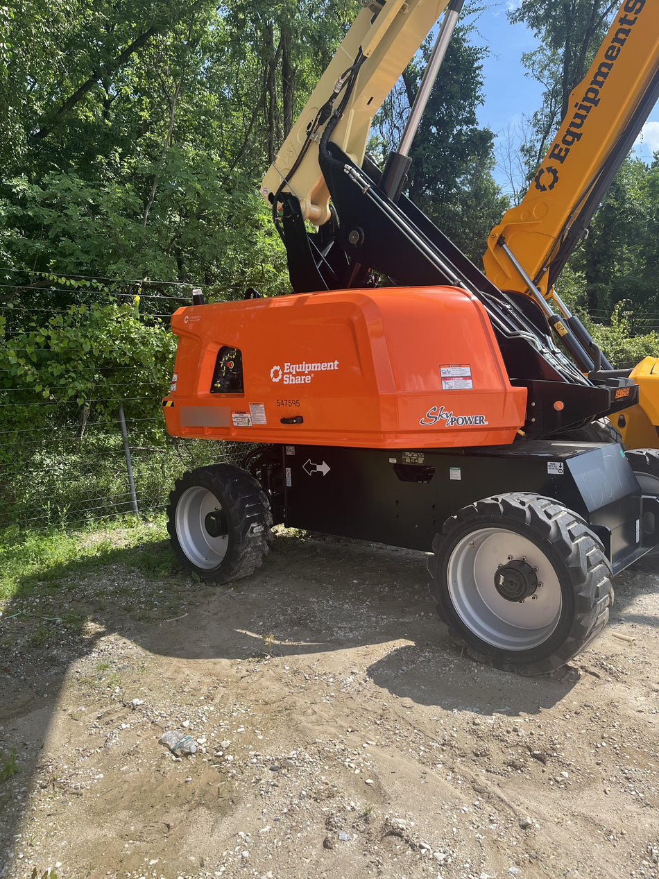 2025 JLG 660SJ