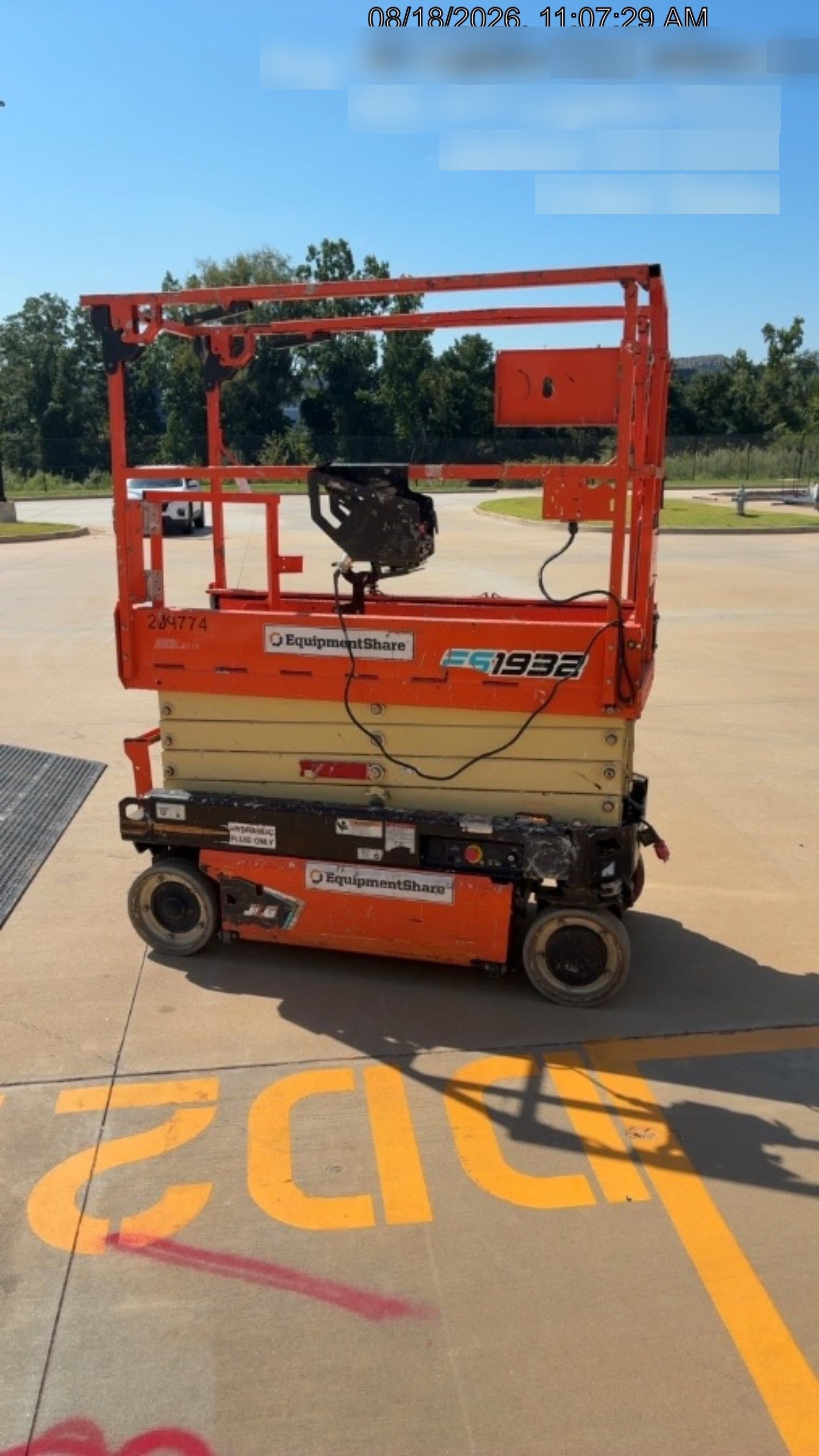 2022 JLG ES1932