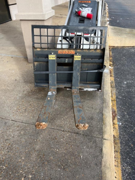 2023 BOBCAT 36" Mini Skid Steer Fork Carriage - Bobcat