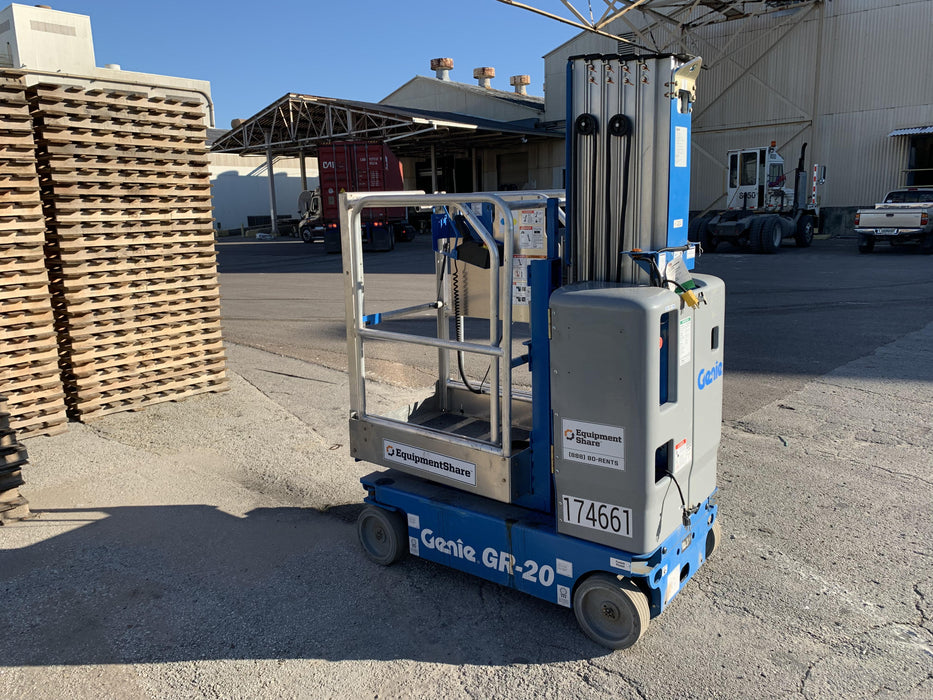 2021 GENIE GR-20