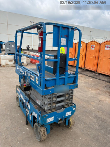 2019 Genie GS-1930 Fixed rails with chain Entry