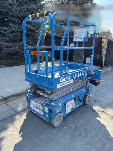 2022 GENIE GS-1432