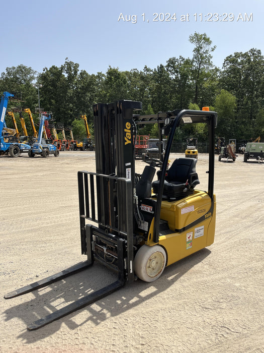 2021 YALE ERP030VT