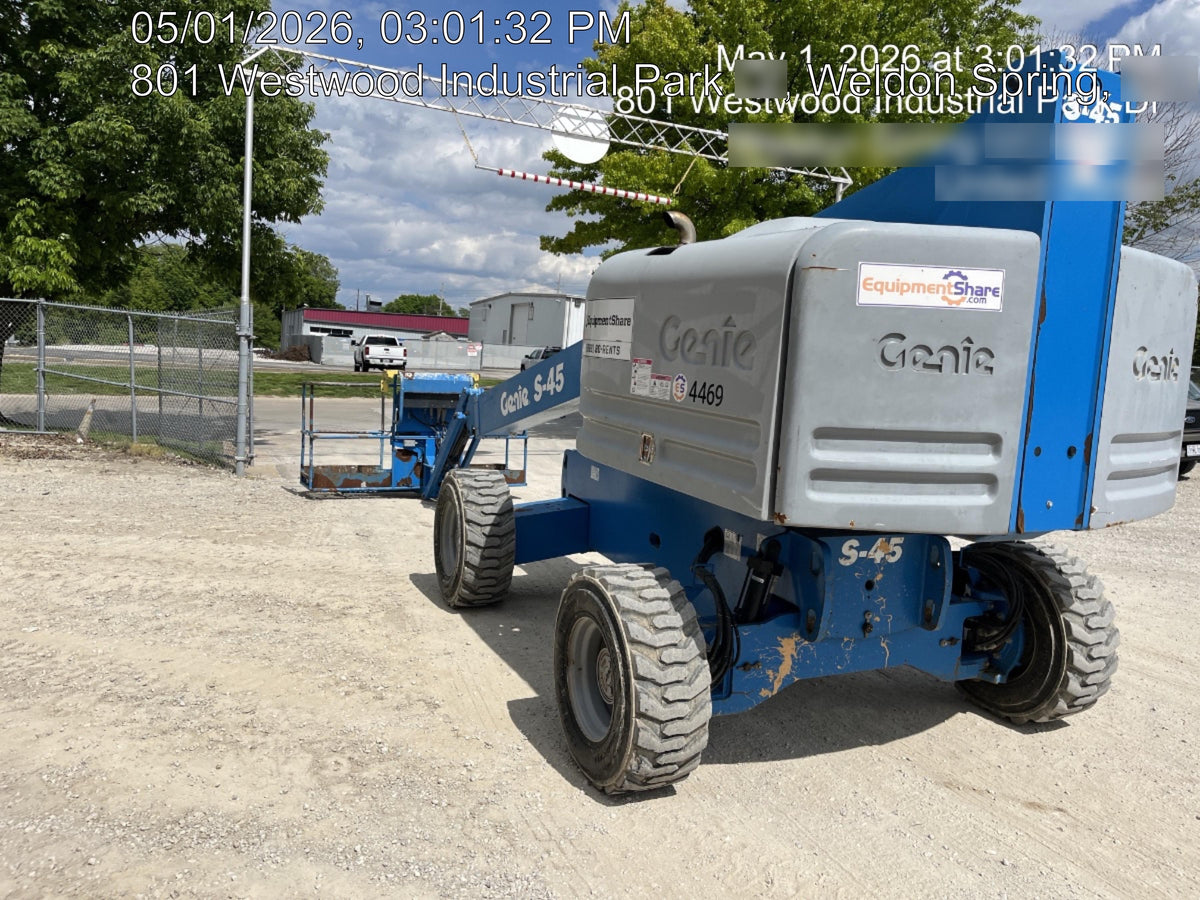 2017 GENIE S-45