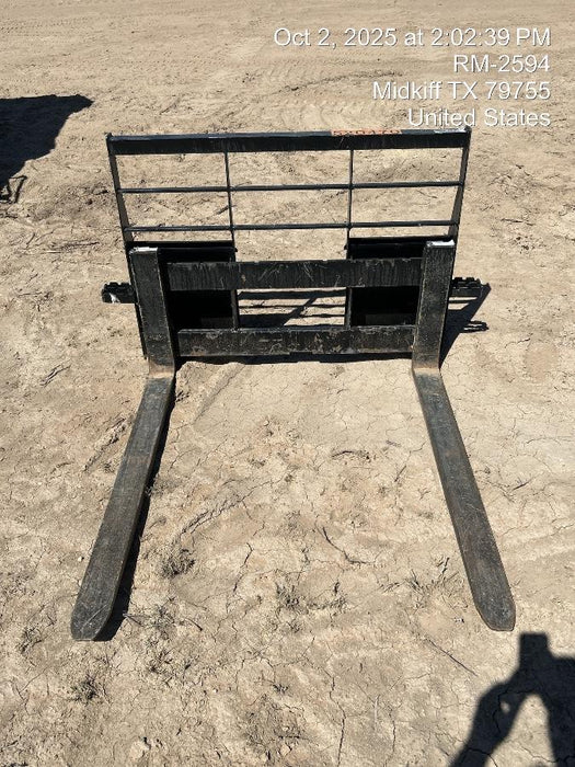2025 ARROW MATERIAL HANDLING 60" Pallet Forks - Arrow