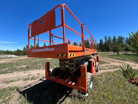 2023 JLG RT4394