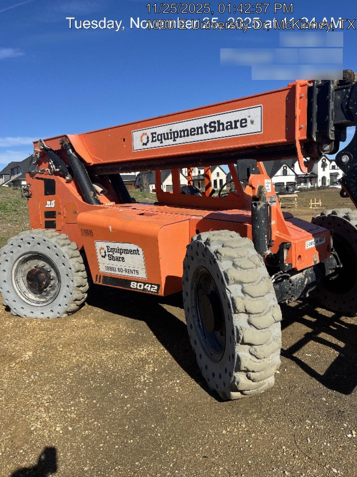 2021 SKYTRAK 8042