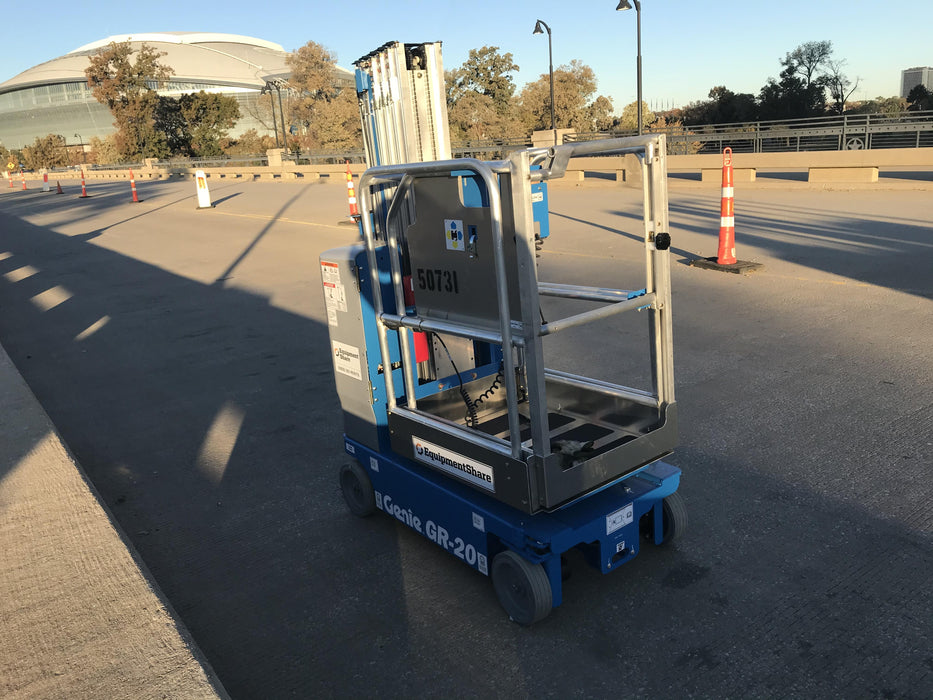 2019 GENIE GR-20