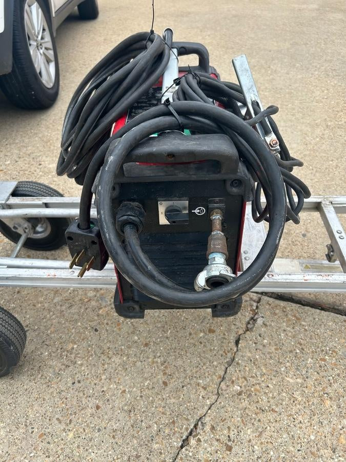 2022 LINCOLN ELECTRIC TOMAHAWK 1000