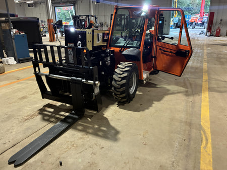 2026 JLG 519