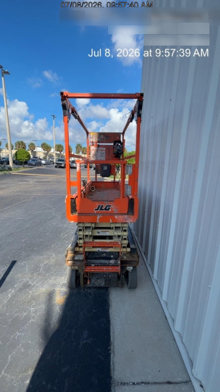 2023 JLG ES1932