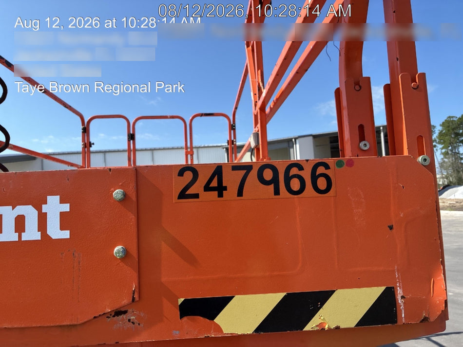 2022 JLG ERT4069