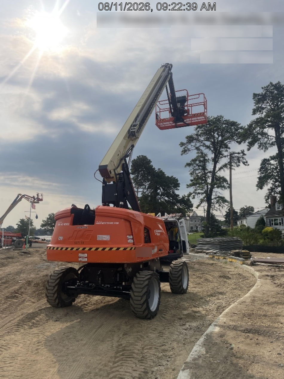 2025 JLG 660SJ