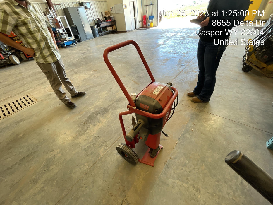 2021 HILTI TE 3000-AVR