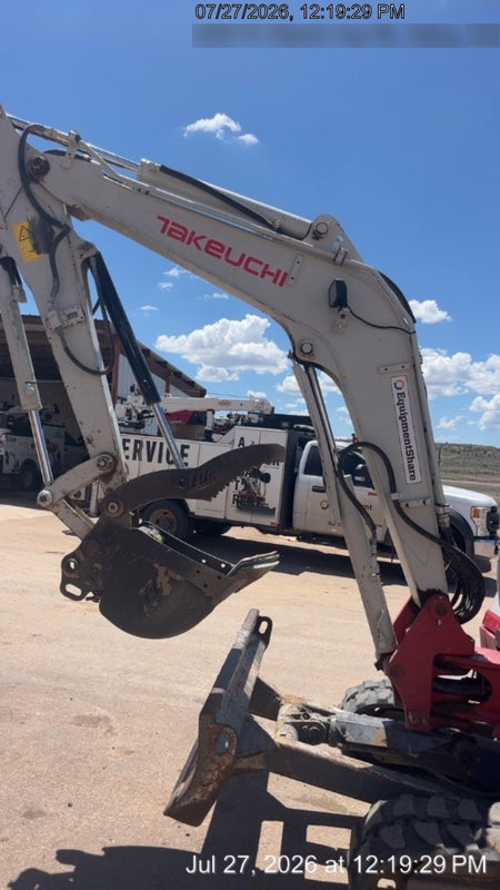 2020 Takeuchi TB235-2R Canopy, Rubber Tracks, Manual TAG QC