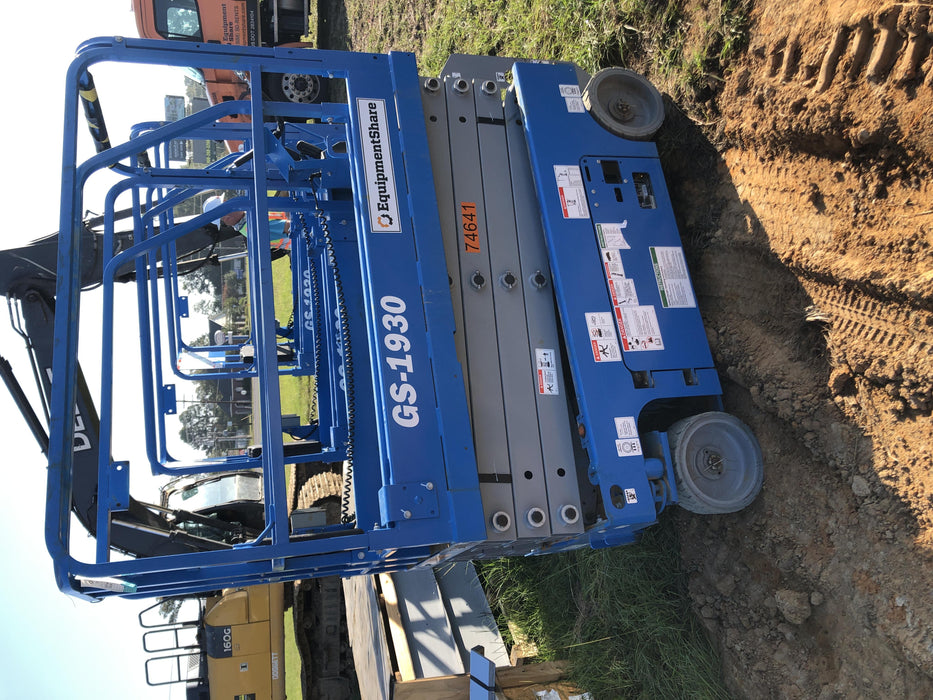 2020 Genie GS-1930 Fixed rails with chain entry gate - Pre A92.20