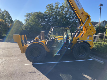 2022 JCB 512-56