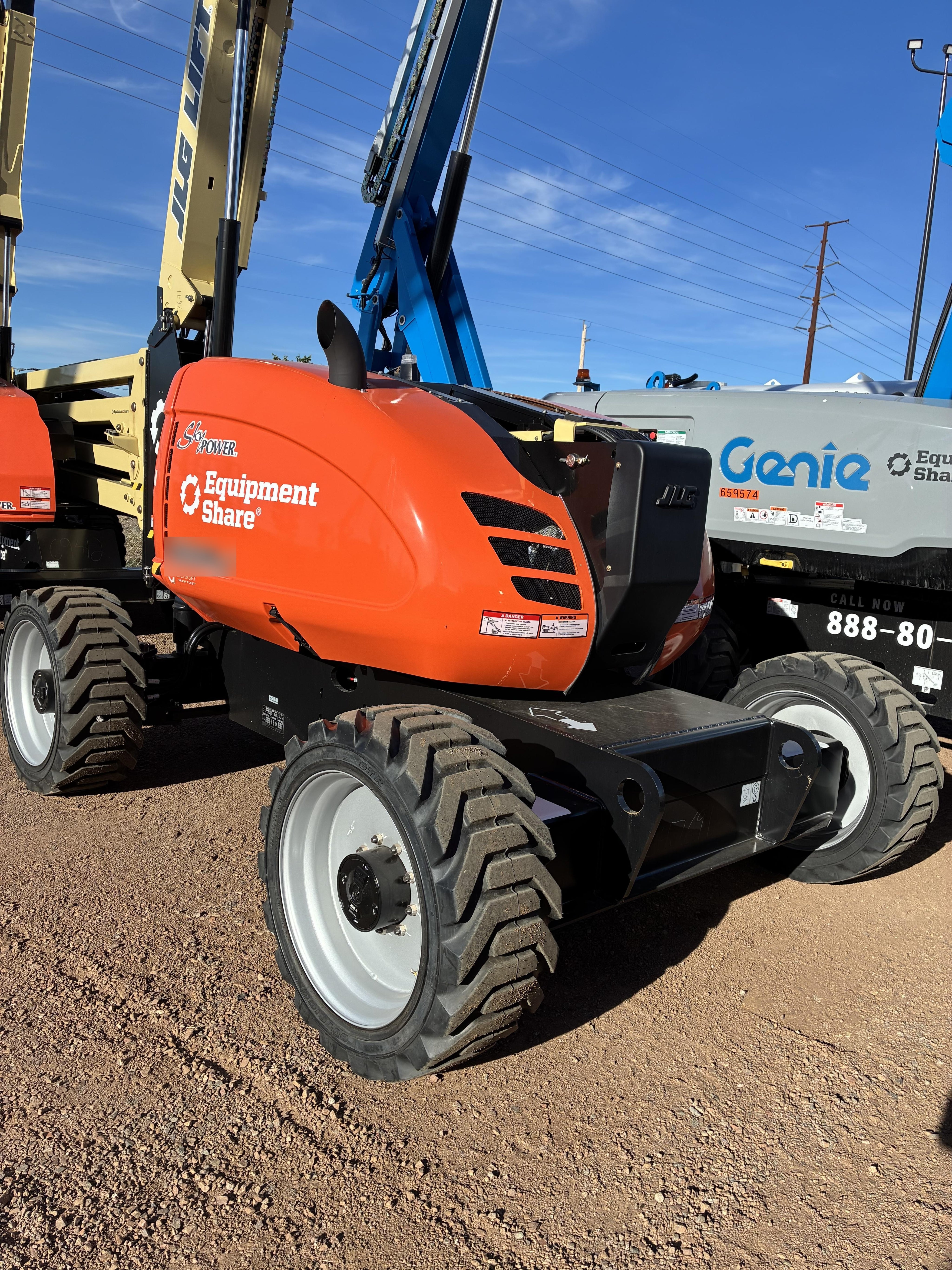 2026 JLG 600AJ