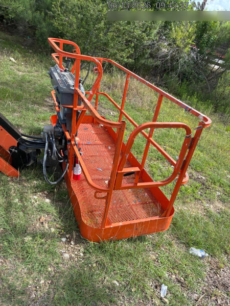 2019 JLG 660SJ