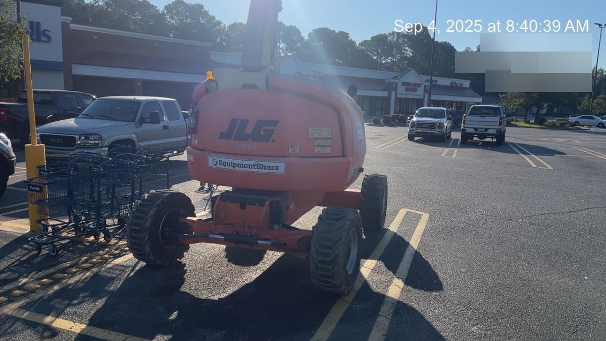 2019 JLG 450AJ