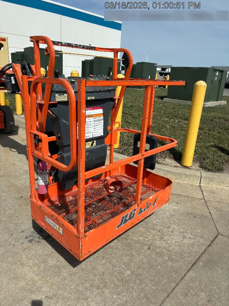 2020 JLG E400AJPN