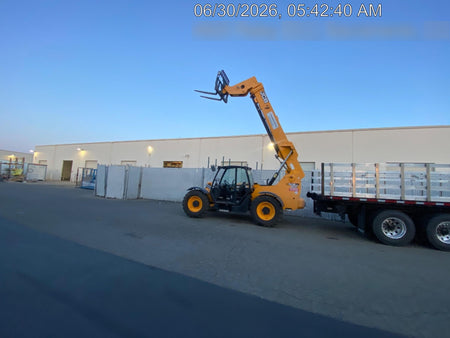2019 JCB 506-36 Canopy, 74 HP, Foam Filled Tires, STD Worklight, Beacon, Aux Hydraulics, Lifting Eye, Back up Alarm 48" Carriage/48" Forks